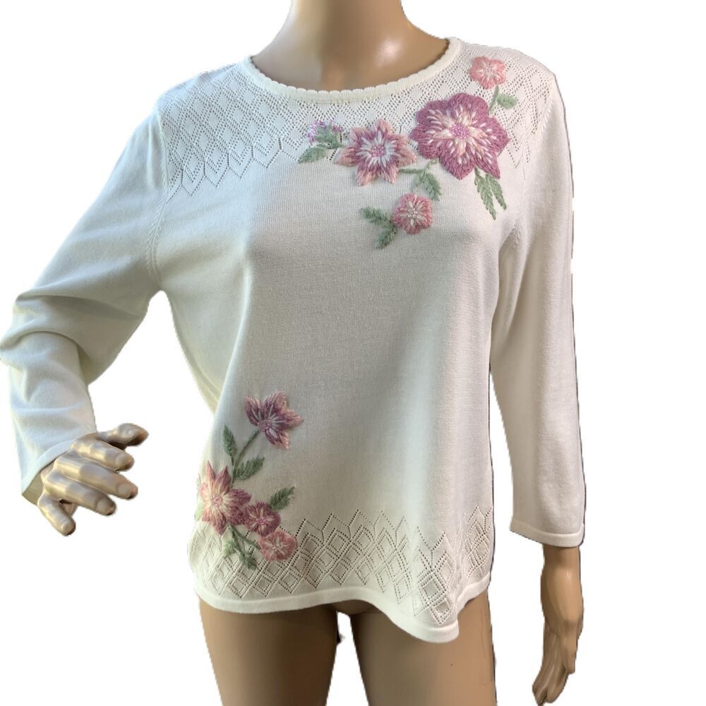 Alfred Dunner White Floral Embroidery Crew Neck 3/4 Sleeve Wear Art Sweater PM
